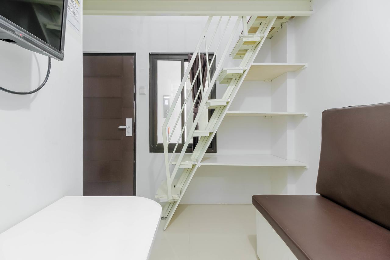 Reddoorz Near Hayam Wuruk Plaza Hotel Jakarta Exterior photo